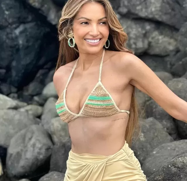 Patrícia Poeta divulga fotos em Fernando de Noronha 01